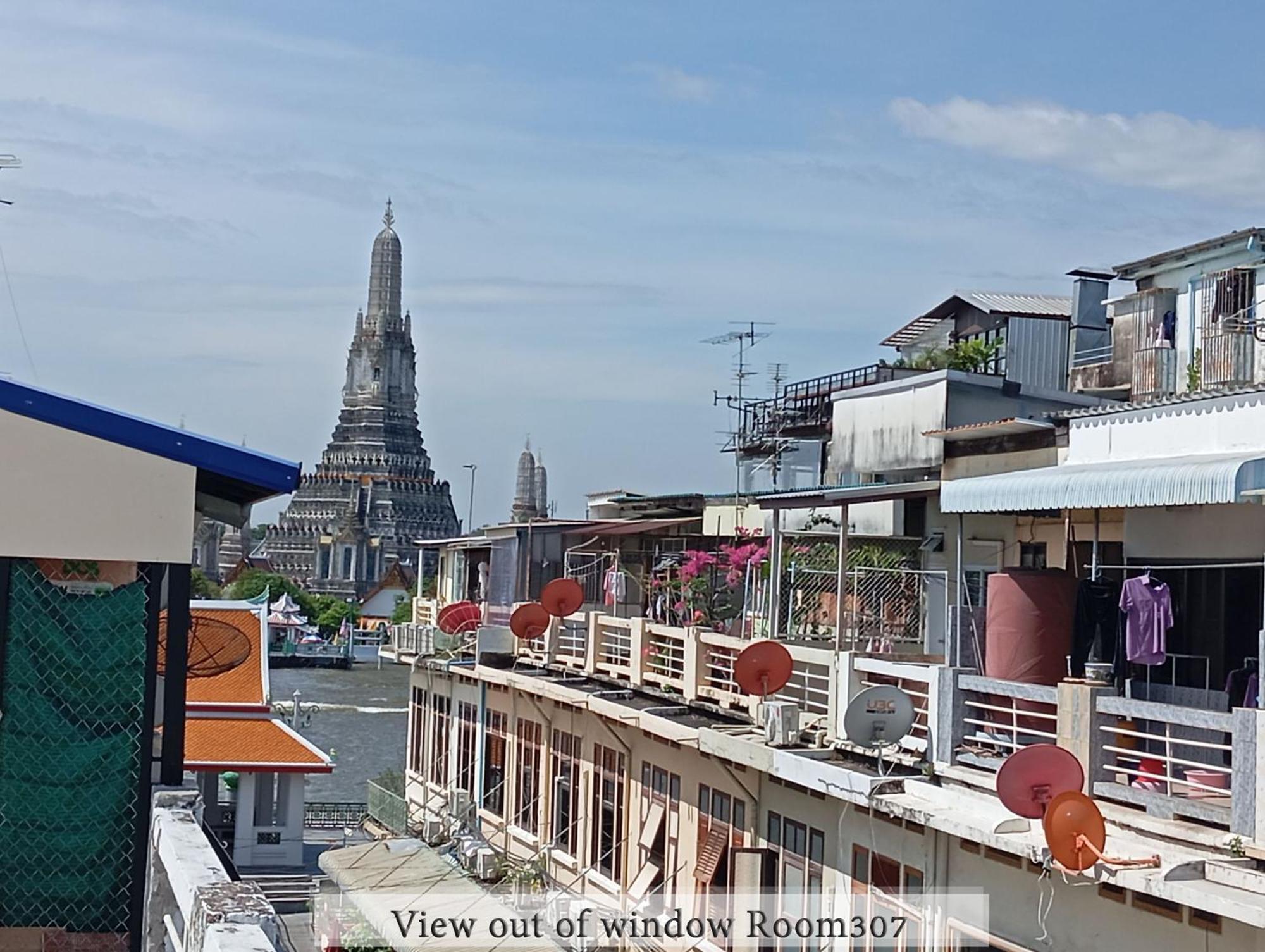 Chetuphon Gate Hotell Bangkok Exteriör bild