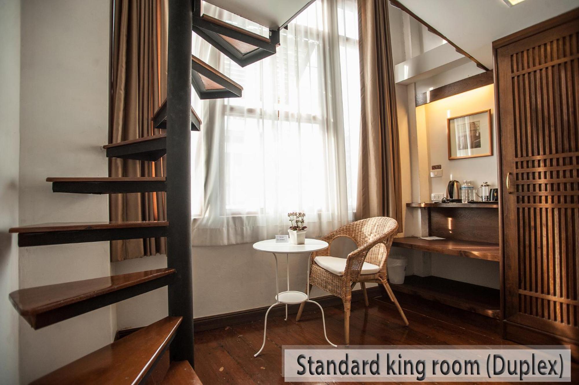Chetuphon Gate Hotell Bangkok Exteriör bild