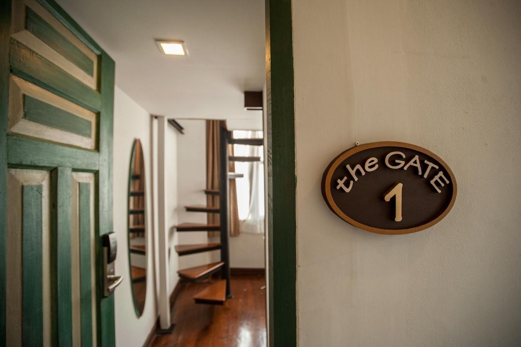 Chetuphon Gate Hotell Bangkok Exteriör bild